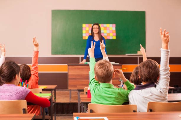 Ziua Mondială a Educației 2025: 5 octombrie, zi dedicată profesorilor din România — Societate