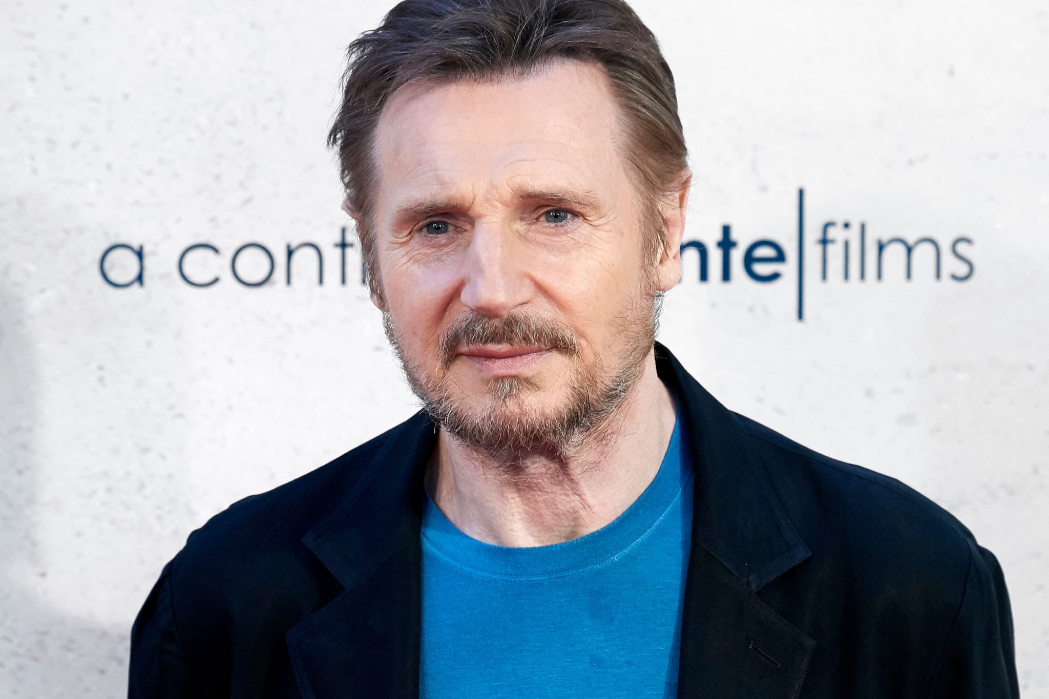 Liam Neeson respinge acuzațiile de promovare a mesajelor anti-vaccinare după apariția în documentarul controversat „Plague of Corruption”