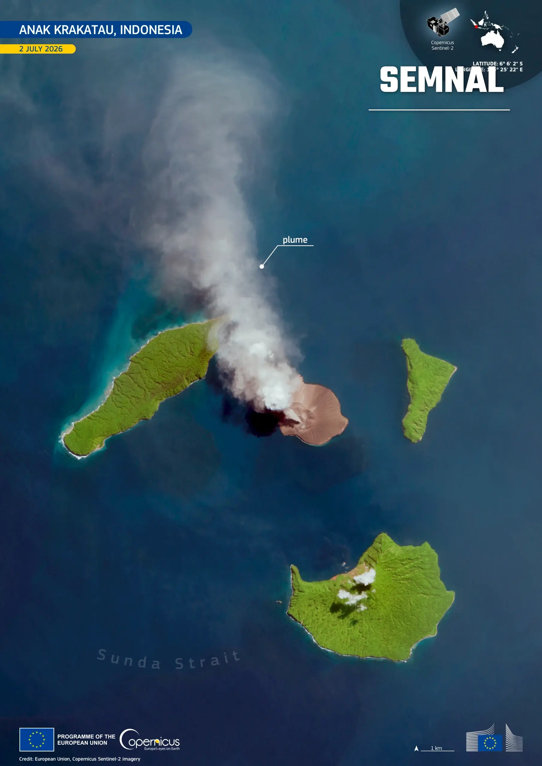 Imagine satelitară Copernicus Sentinel-2 arată norul de cenușă degajat de vulcanul Anak Krakatau, în Strâmtoarea Sunda, Indonezia