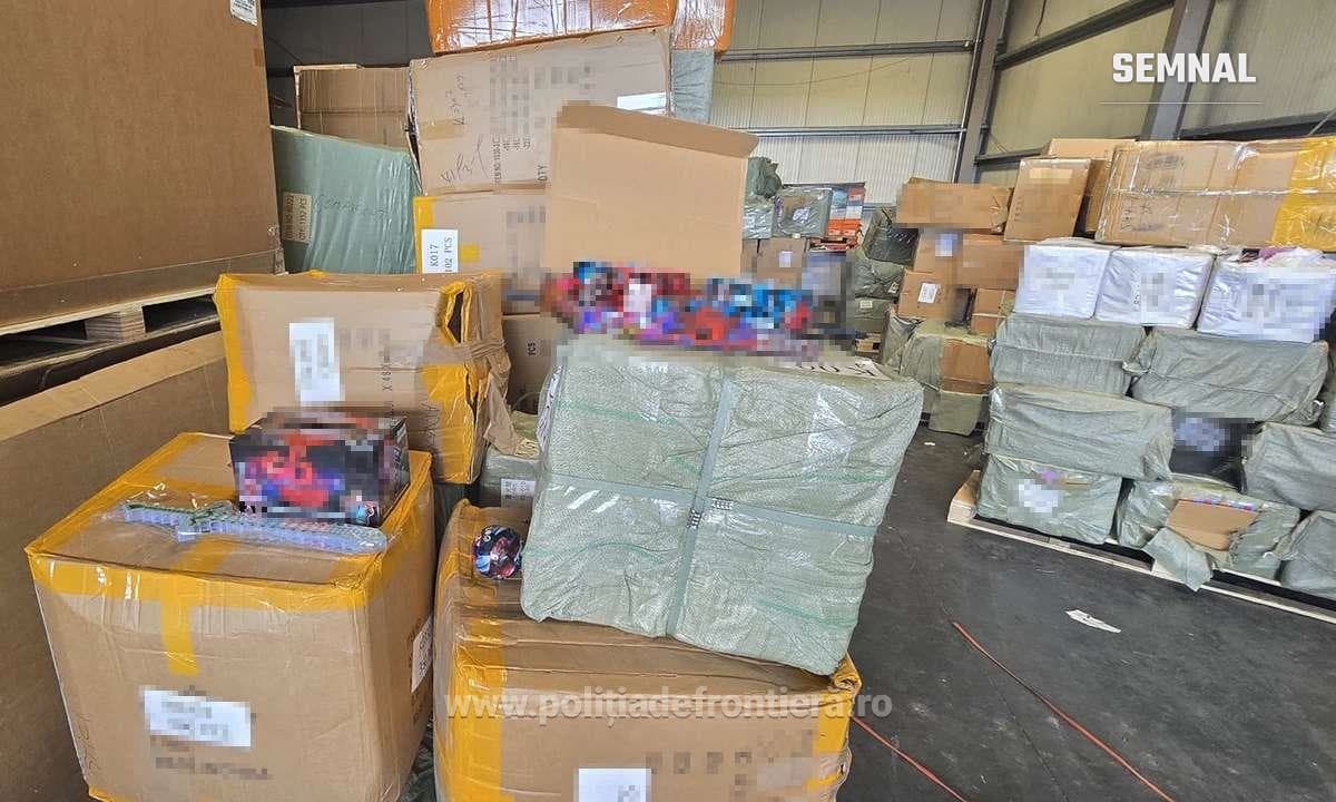 Jucării suspectate a fi contrafăcute, confiscate de polițiștii de frontieră în Portul Constanța
