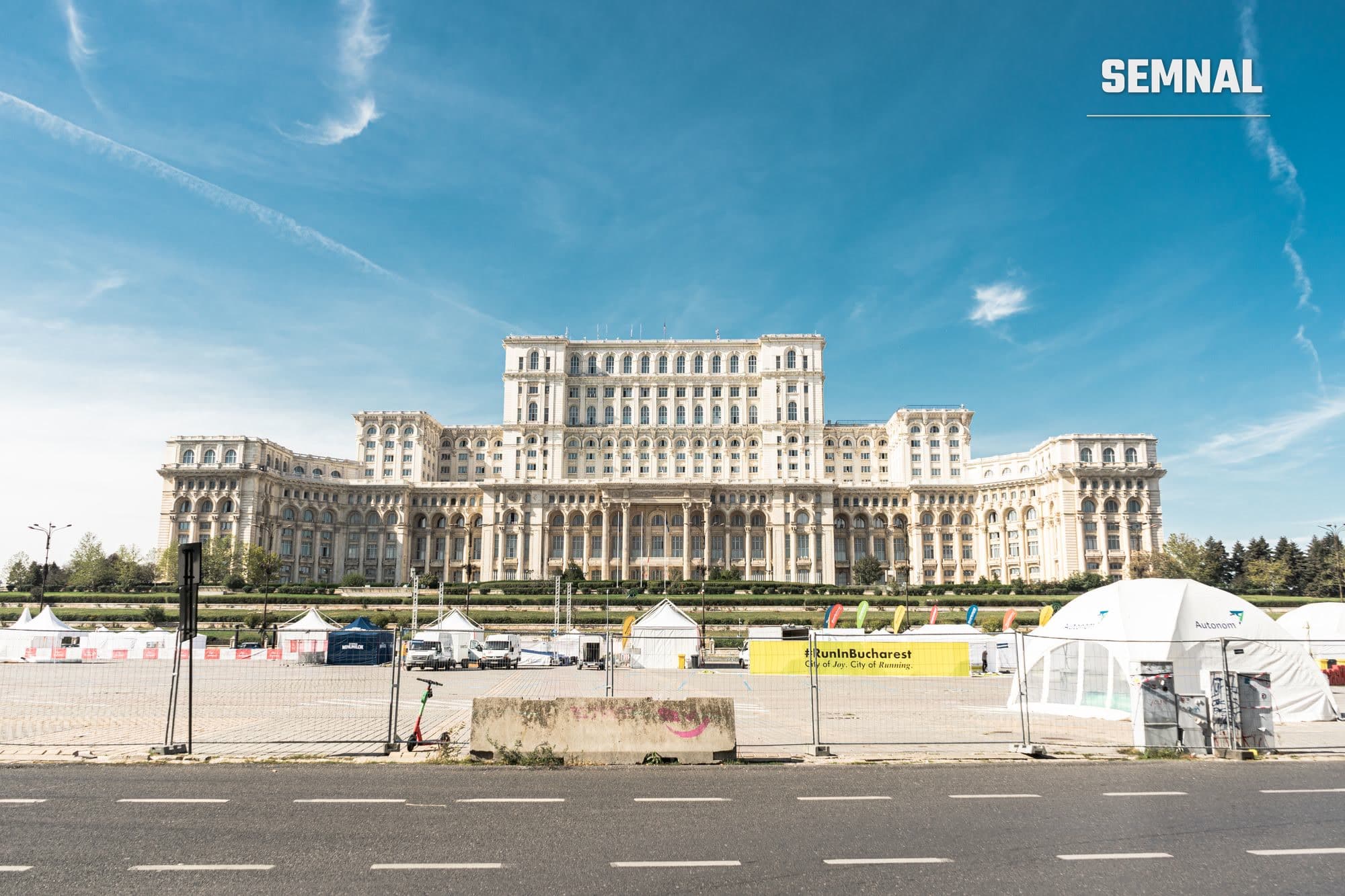 Palatul Parlamentului din București, imagine ilustrativă pentru criza politică din România