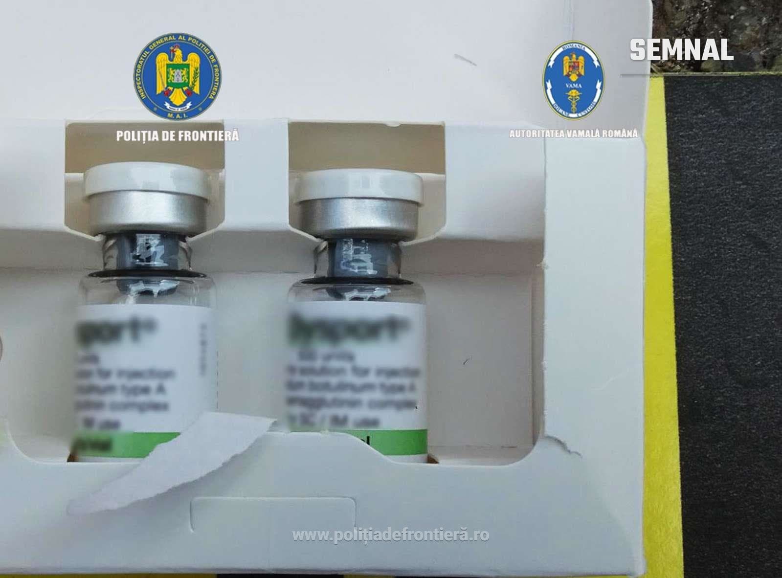 Două flacoane de soluție injectabilă pe bază de toxină botulinică, în ambalajul original, confiscate la Calafat; fotografie a Poliției de Frontieră și a Autorității Vamale Române