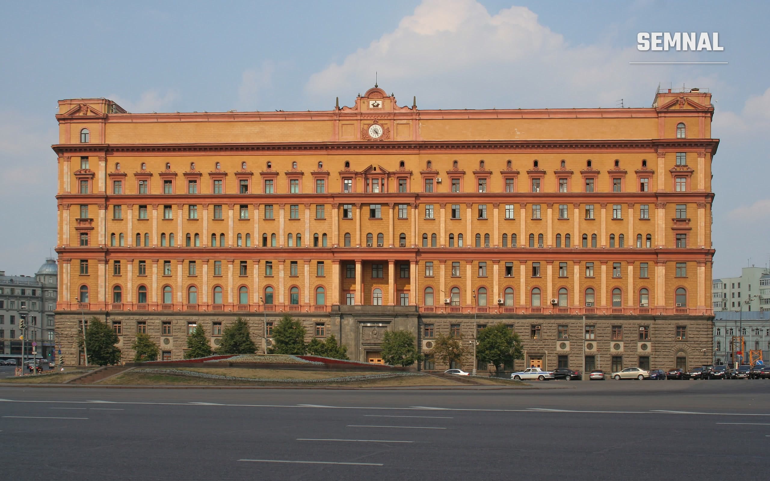 Clădirea Lubianka din Moscova, fostul sediu al KGB, văzută din piața Lubianka, imagine ilustrativă (Foto: A.Savin / Wikimedia Commons, CC BY-SA 3.0)