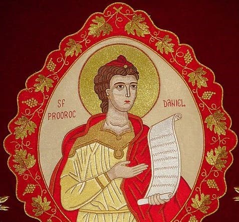 Daniel, sfântul cu chip frumos și cercel în ureche