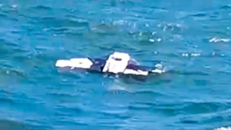 Dronă maritimă descoperită în POrtul Midia. Foto MApN