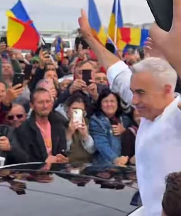 Călin Georgescu, discurs la Oradea: atacuri la adresa economiei, cifre fără surse și mesaje despre „puterea poporului”
