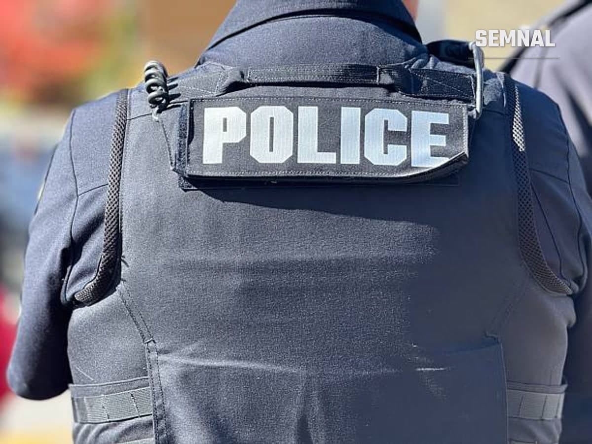 Agent american de poliție.