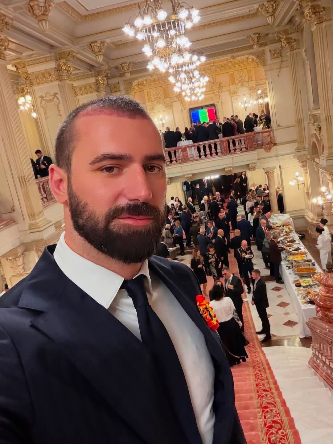 Andrei Stoica și bădărănia suveranistă: jignit pentru că a acceptat invitația lui Nicușor Dan la Cotroceni de Ziua Națională