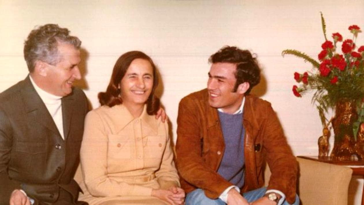 Cum se distrau odraslele nomenclaturii comuniste, răutatea lui Nicu Ceaușescu, excesele și un cocker prezidențial căutat ca într-un film cu Brigada Diversă
