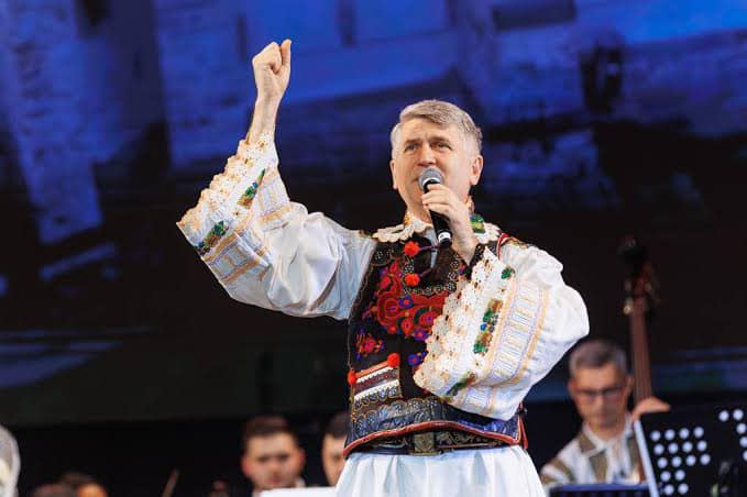 Milioanele lui Pomohaci și orbirea voluntară a admiratorilor săi