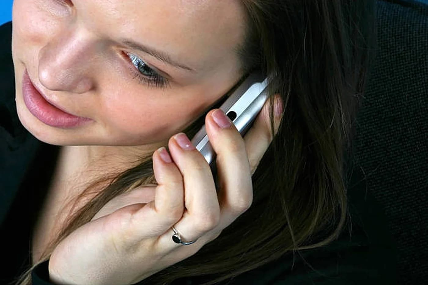 Interzicerea telefoanelor mobile în școli, succes în Brazilia