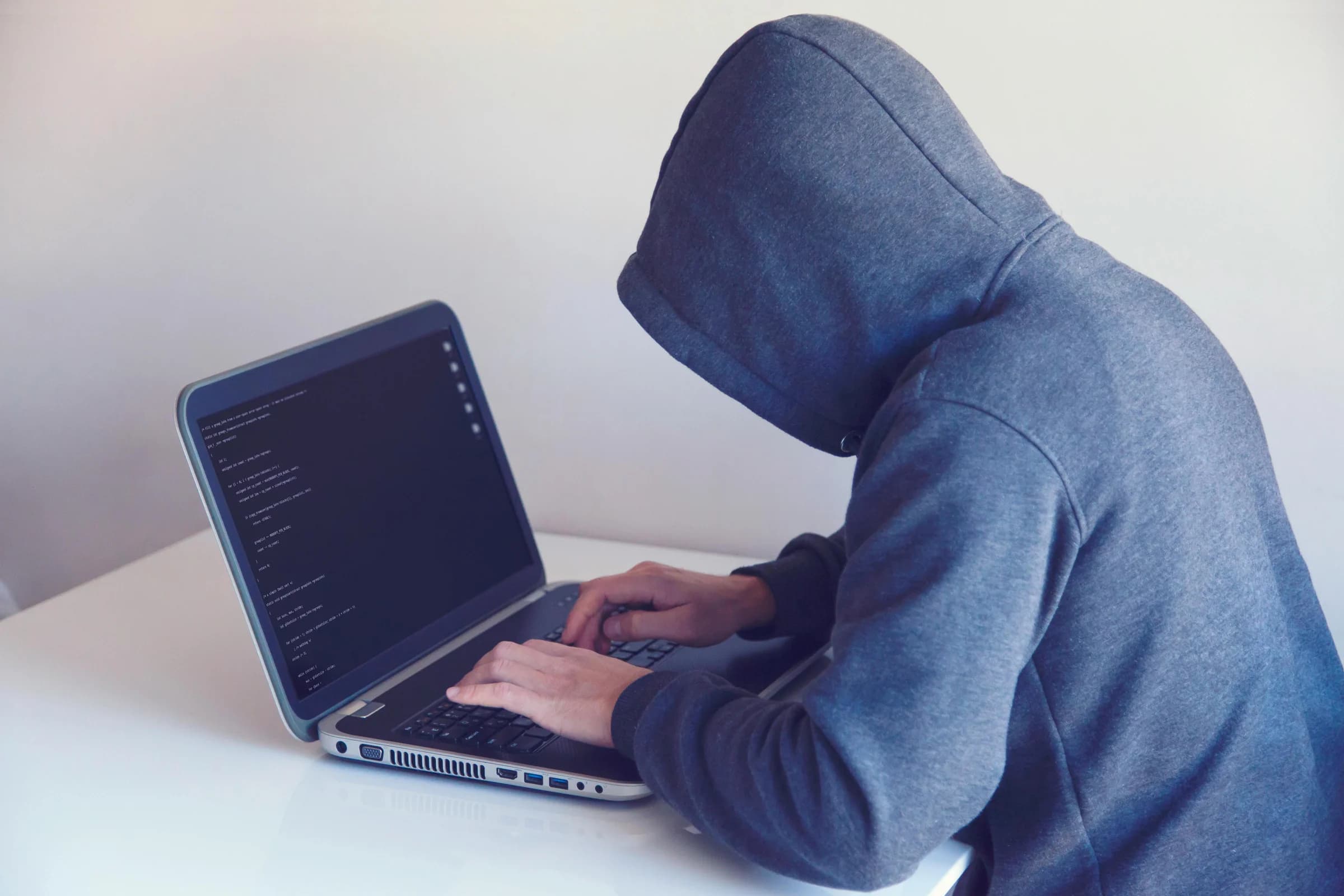 GRU și spionajul prin routere: anchetă globală