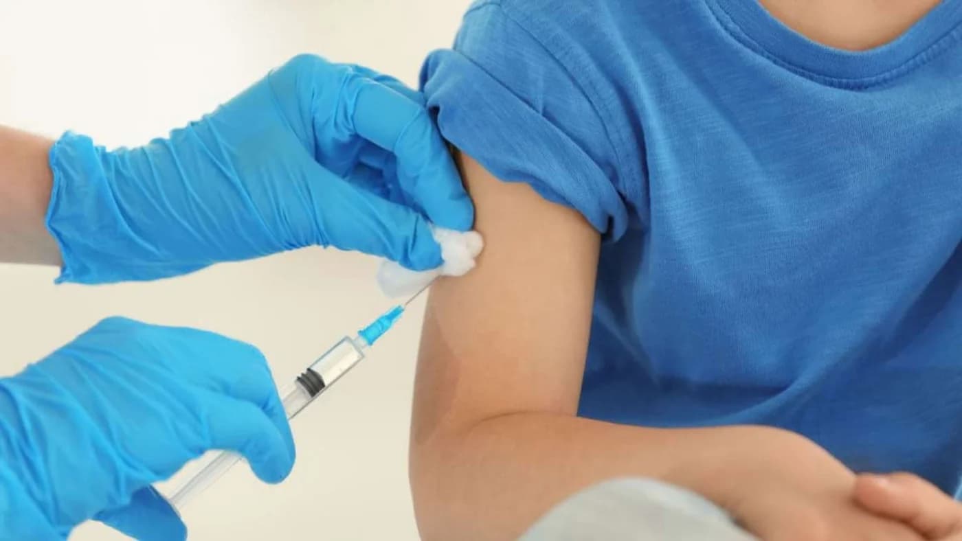 Vaccinul DTPa la 14 ani: Importanța și riscurile neimunizării