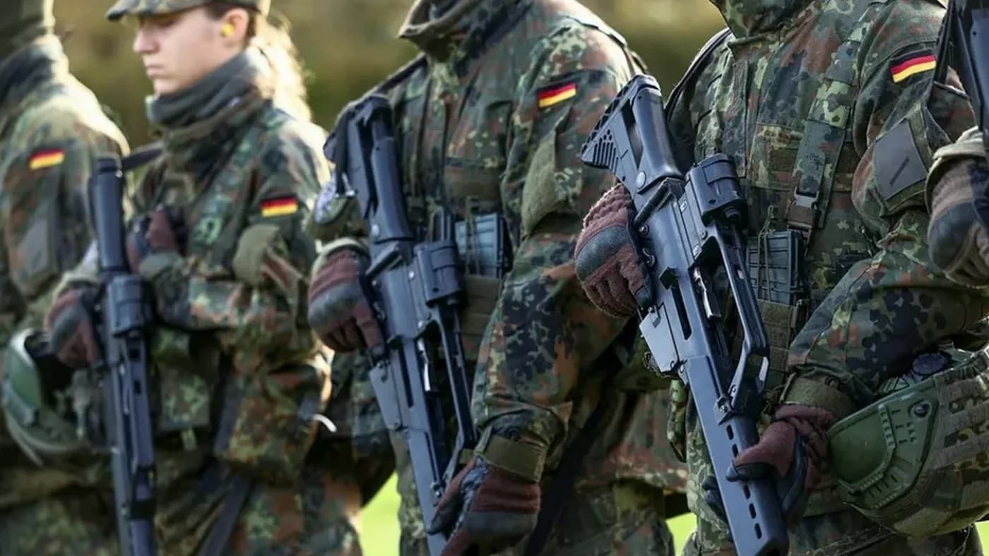 Germania schimbă legea serviciului militar pentru bărbați