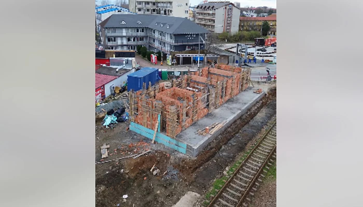 Gara Costinești Tabără rămâne închisă în sezon