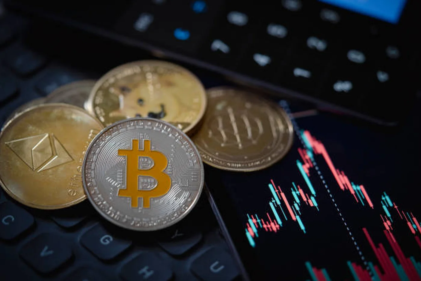 Criptomonedele și dependența: riscuri tot mai mari