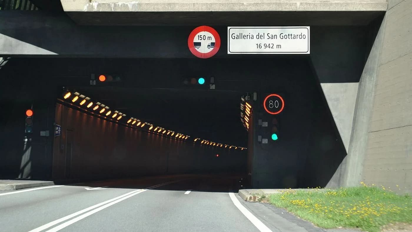 Tunelul Gotthard, legătura feroviară dintre nord și sud