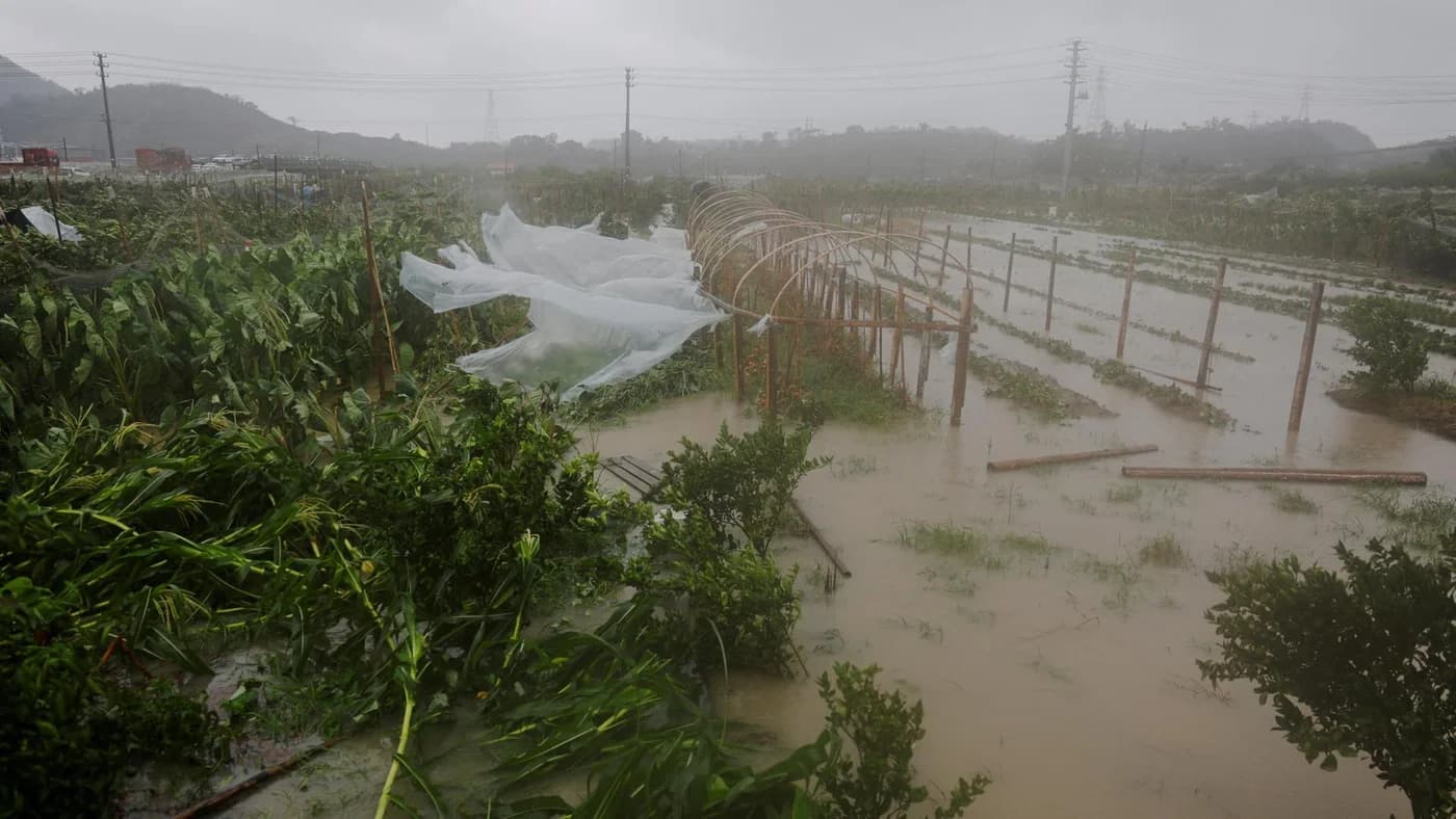 Taifunul Bavi provoacă evacuări masive în China