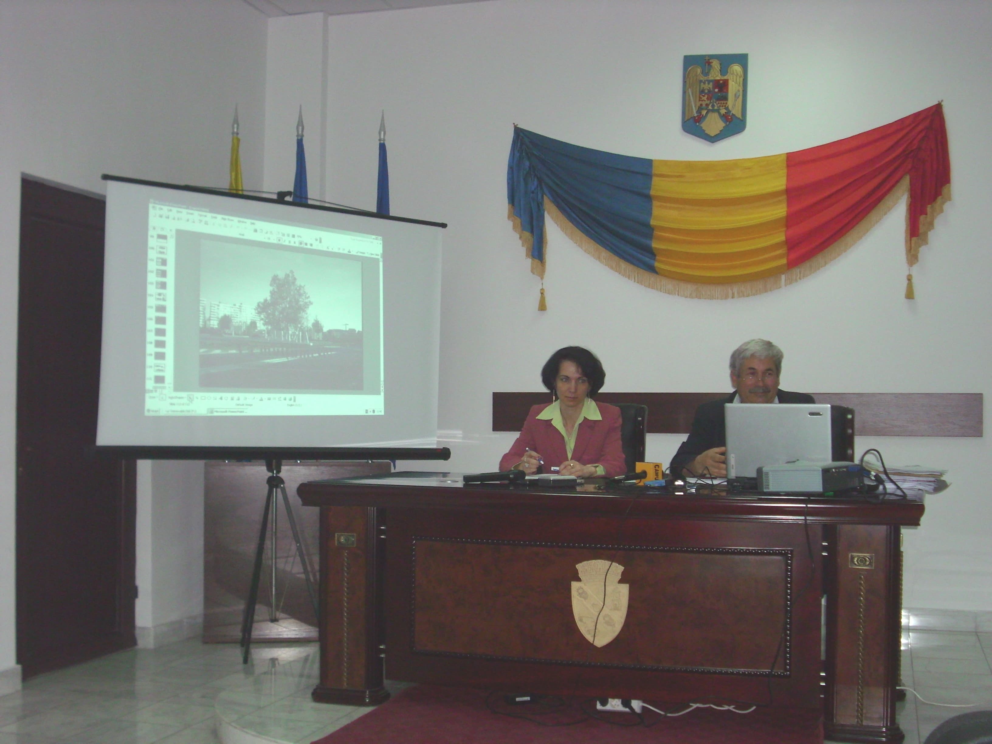 Tichie de mărgăritar...În Slobozia se va construi un centru expoziţional multifuncţional