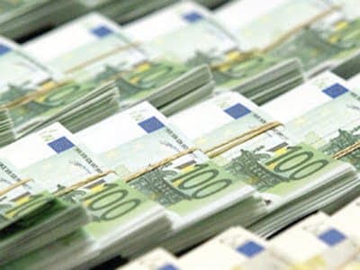 Fraudă de 100 de milioane de euro cu fonduri europene, investigată de Parchetul European la București. Cetățean italian, liderul rețelei