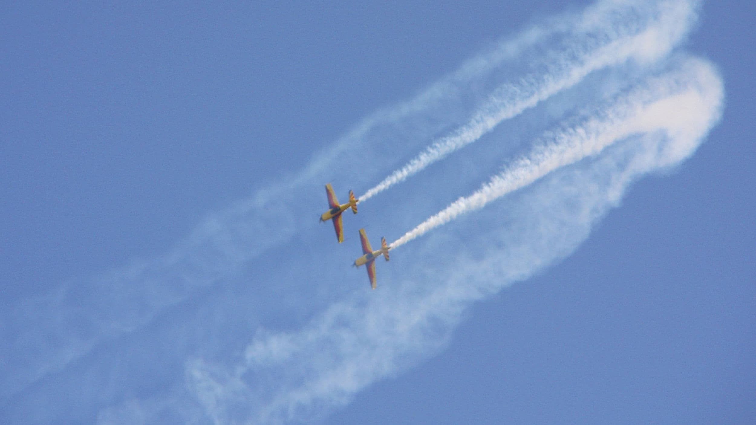 Ialomita - Miting-ul aviatic „Aprob decolarea“ deschide public aerodromul din Alexeni