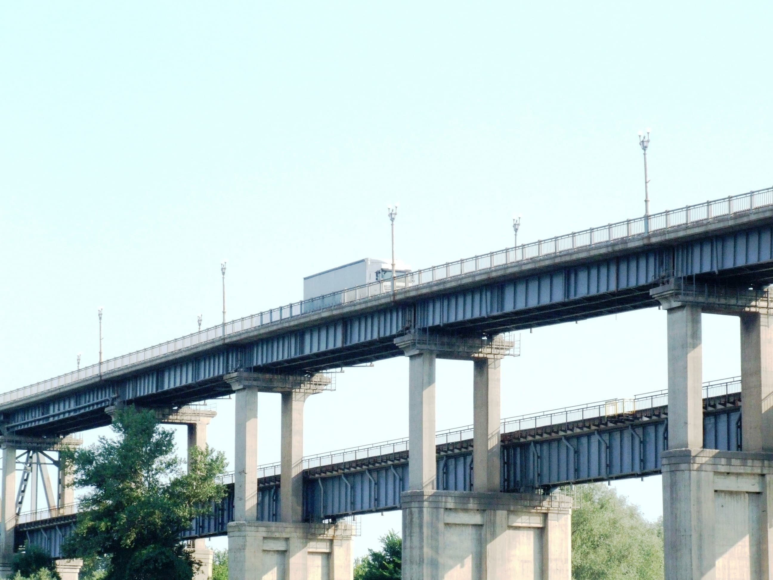 GIURGIU-Ruse: S-a redeschis circulaţia pe Podul Prieteniei pentru vehicule gabaritice