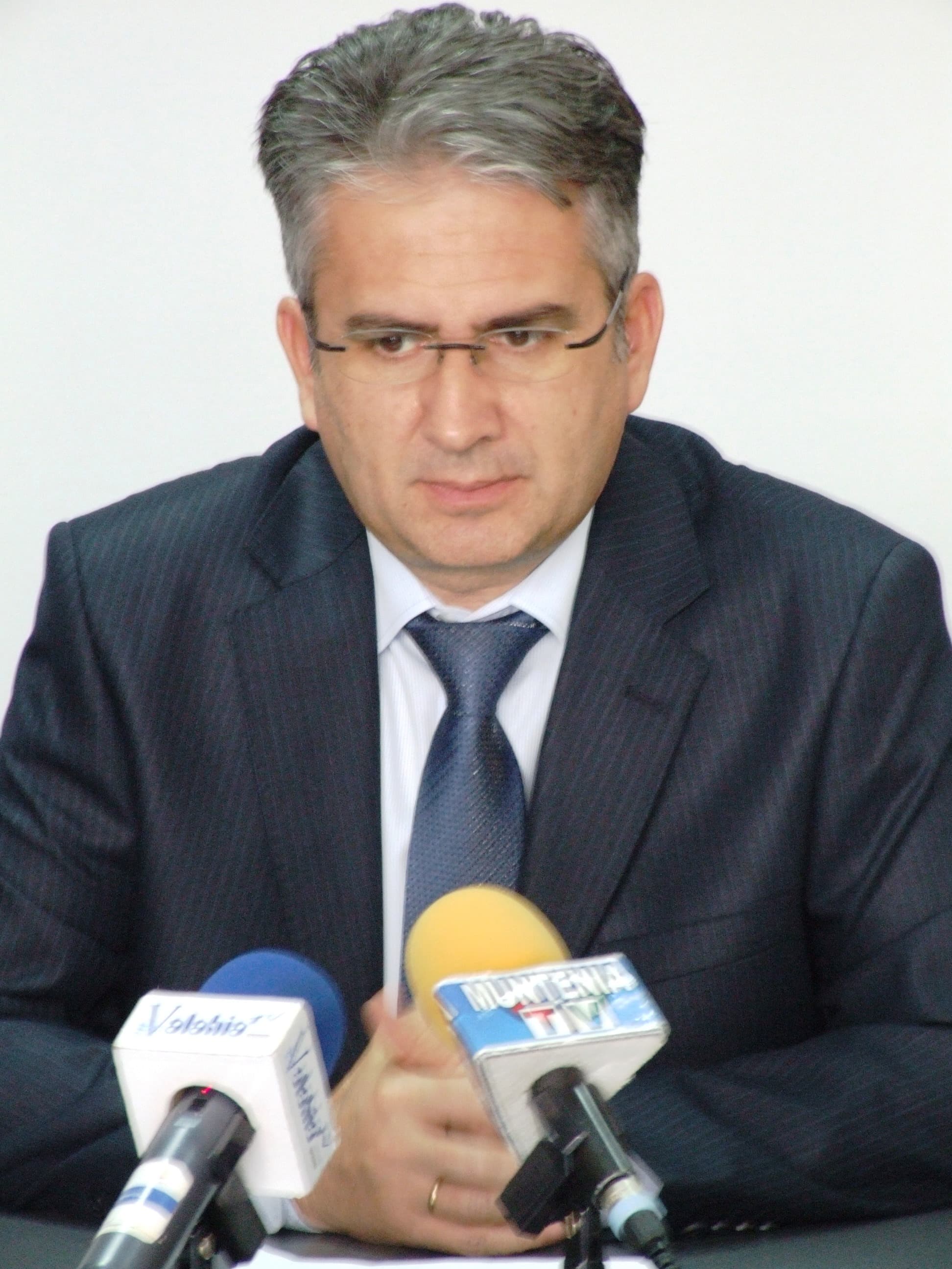 Conducerea Consiliului Judetean:„ Vom face plangere penala impotriva DGFP si a prefectului Cristoi”