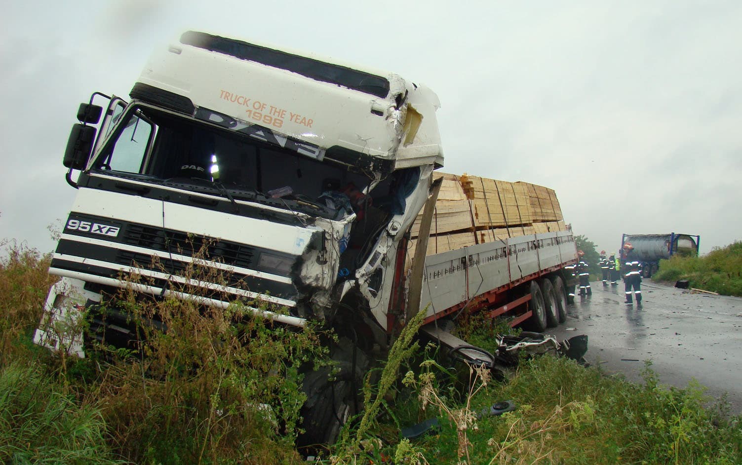 GIURGIU: Grav accident intre doua Tir-uri, soldat cu un mort