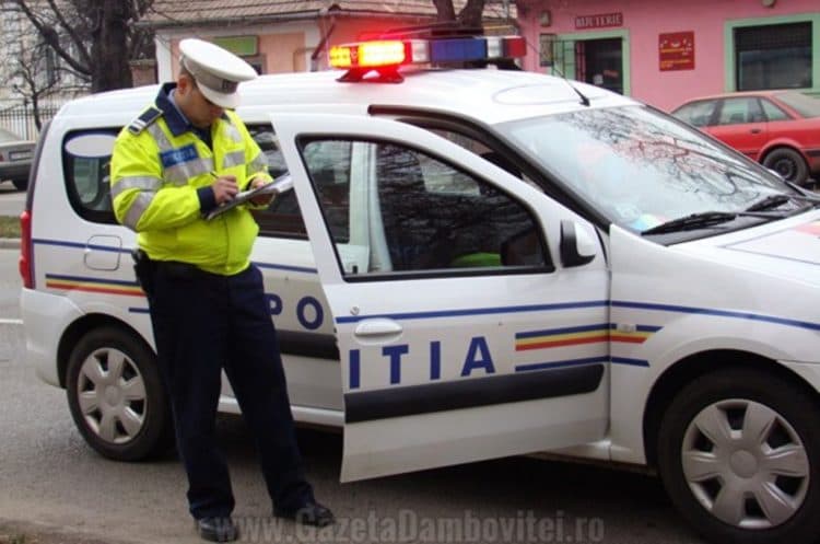 Polițist rănit în urma unui accident produs în timpul unei urmăriri rutiere