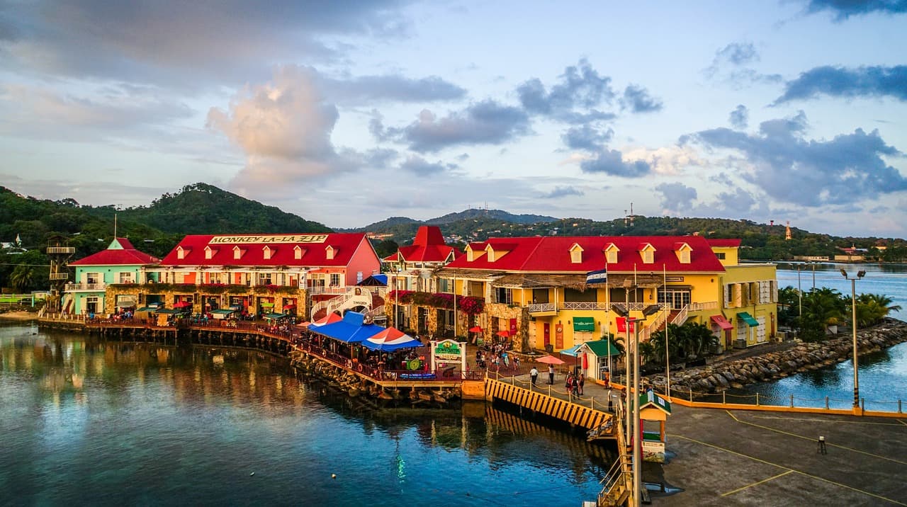 roatan honduras