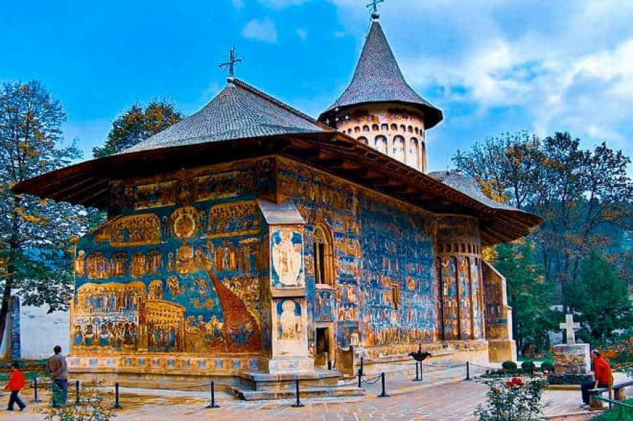 Mănăstirea Voroneț