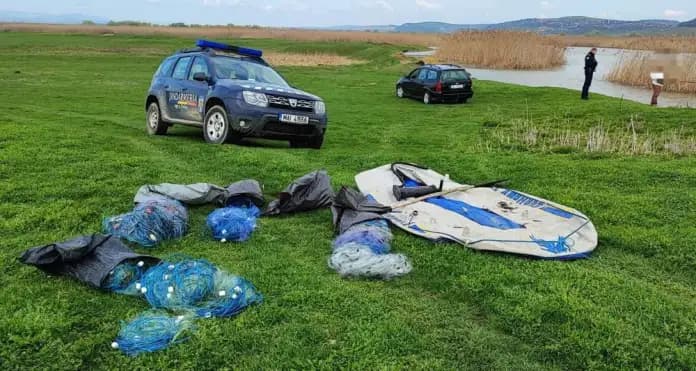 Braconier prins de jandarmi cu 10 plase monofilament în Bacău — Justiție