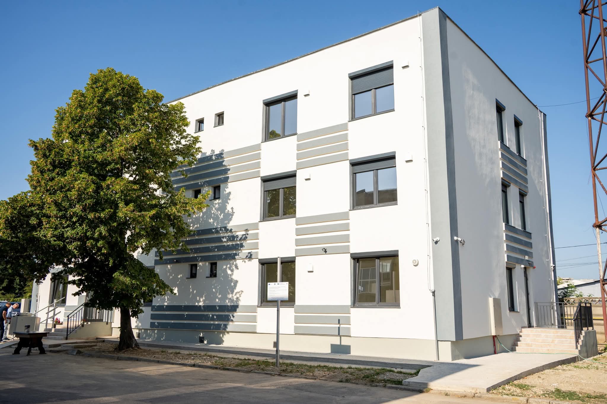Sediul Regiei de Drumuri Argeș a fost modernizat pentru eficiență energetică — Economie