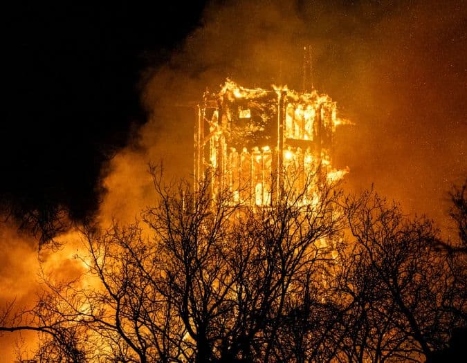 Biserica istorica arsa Olanda