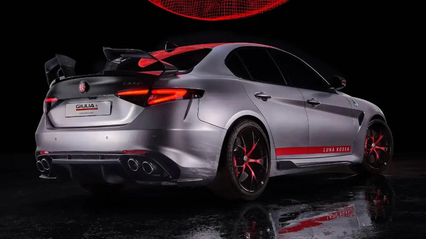 Alfa Romeo Giulia Quadrifoglio Luna Rossa: o ediție exclusivistă limitată la doar 10 exemplare