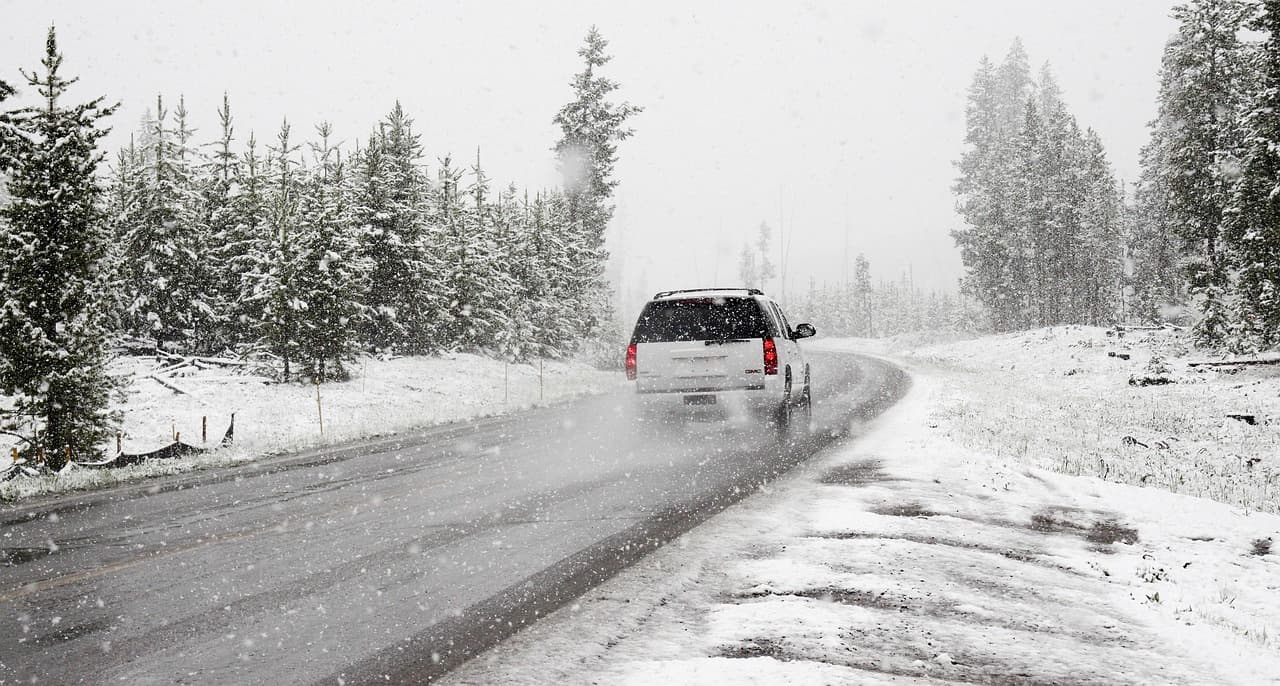 snow 1281636 1280