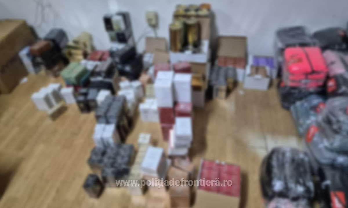 Aproape 2.000 de articole susceptibile a fi contrafăcute, confiscate de polițiștii de frontieră din — Societate
