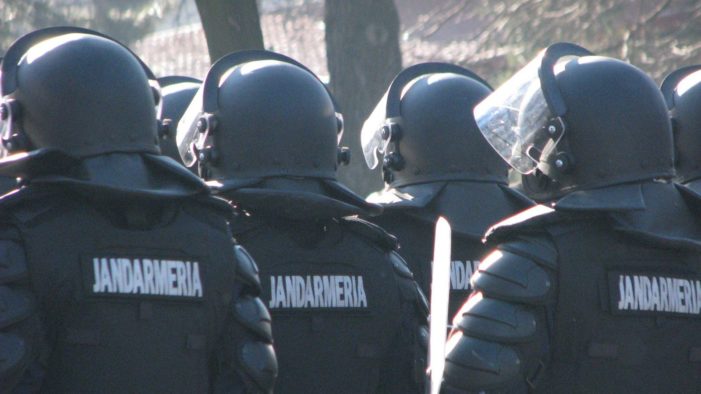 Ialomiţa – Jandarmii şi poliţiştii ialomiţeni asigură liniştea turiştilor din staţiunea Amara