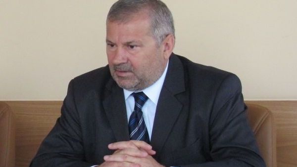 Braila – Presedinte CJ – Bunea Stancu (USL), 45,52%; primar municipiu – Aurel Simionescu (USL), 51%